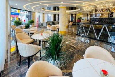 Đại Nam thi công kính thủy trang trí trần tại đại sảnh khách sạn Cẩm Đô - Đà Lạt. (Kính thủy trang trí mẫu 2021/2023).